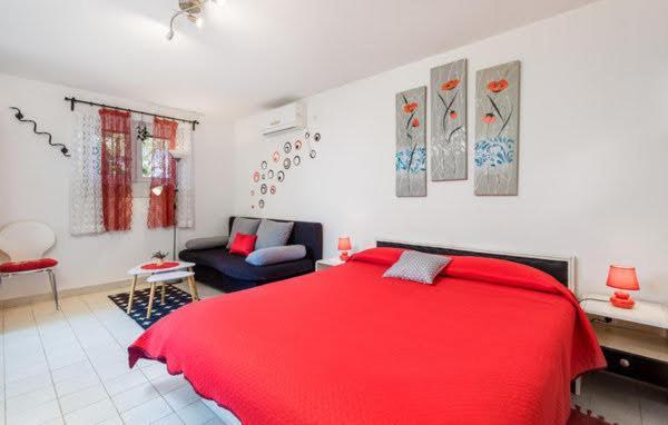 Apartment Rojal มาลีโลชินจ์ ภายนอก รูปภาพ